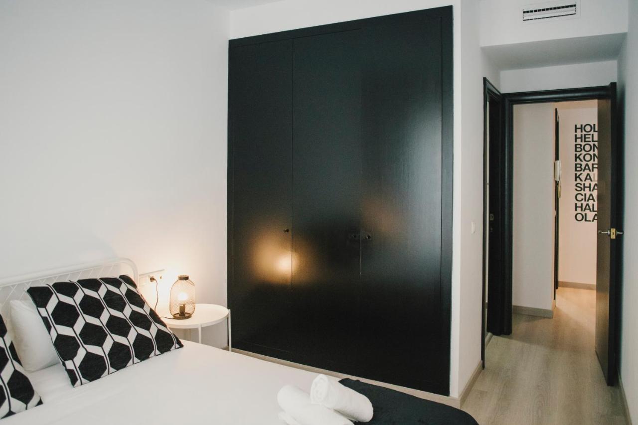 Bbarcelona Central Boutique Apartments Bagian luar foto