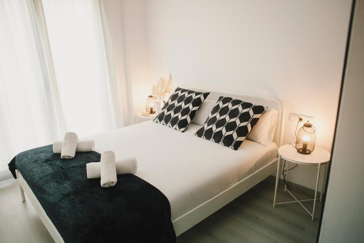 Bbarcelona Central Boutique Apartments Bagian luar foto
