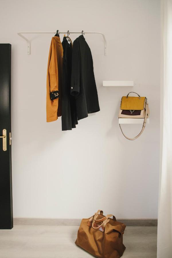 Bbarcelona Central Boutique Apartments Bagian luar foto