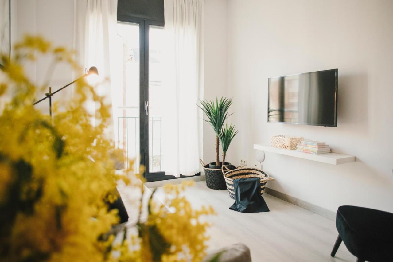 Bbarcelona Central Boutique Apartments Bagian luar foto