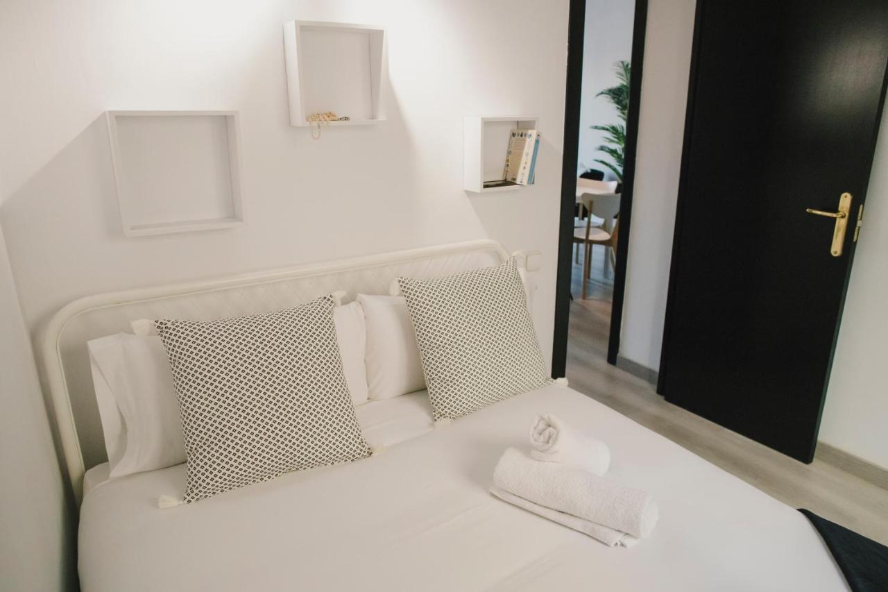 Bbarcelona Central Boutique Apartments Bagian luar foto