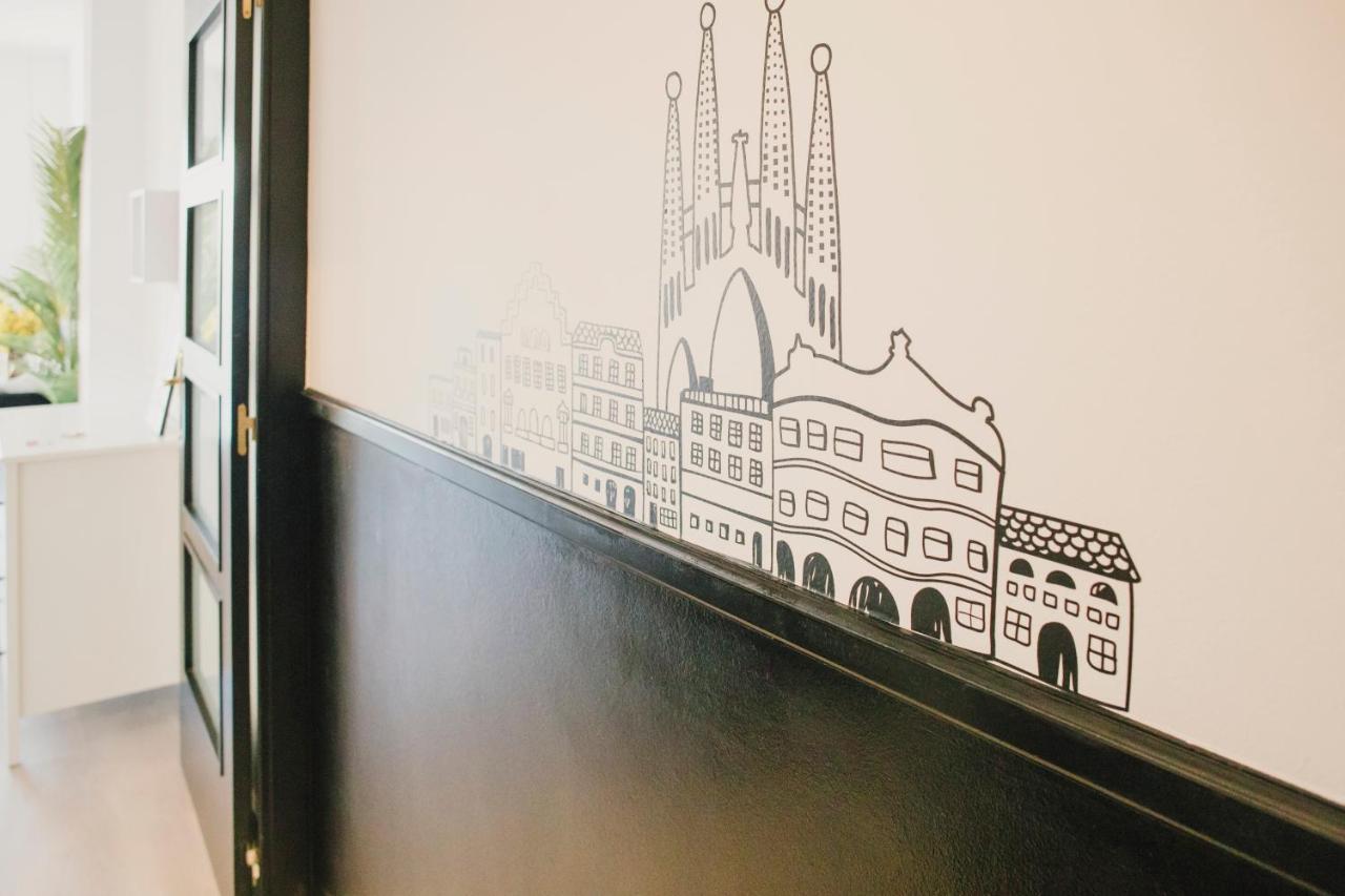 Bbarcelona Central Boutique Apartments Bagian luar foto