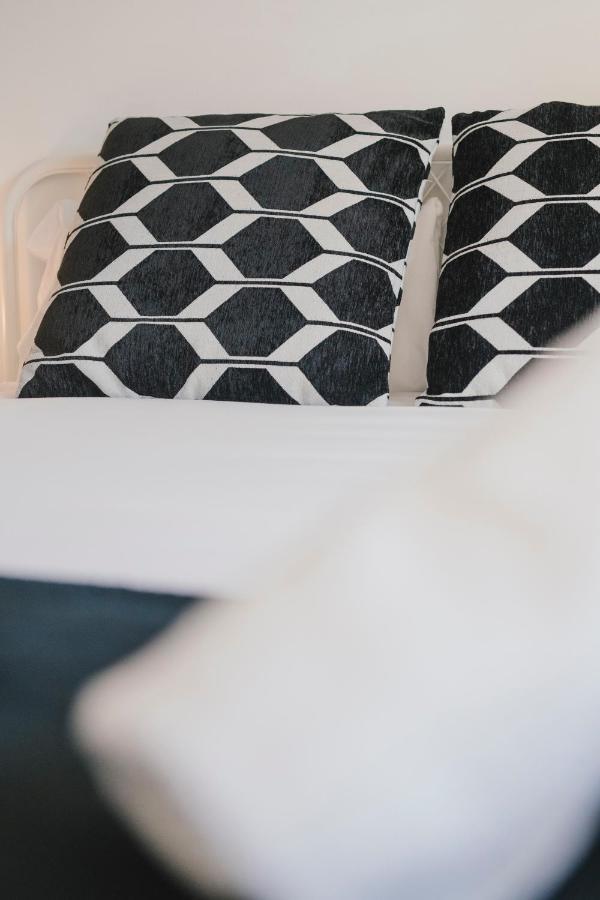 Bbarcelona Central Boutique Apartments Bagian luar foto